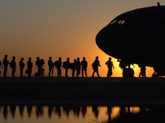 Пентагон заявил о готовности ответить на обстрел базы в Ираке