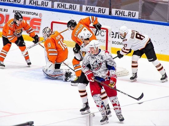 Хоккейный сезон закрыли в Хабаровске: &#34;КомАр&#34; против &#34;Амура&#34;