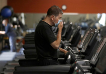 Исследования показывают, что маски для лица безопасны для использования во время интенсивных  спортивных тренировок