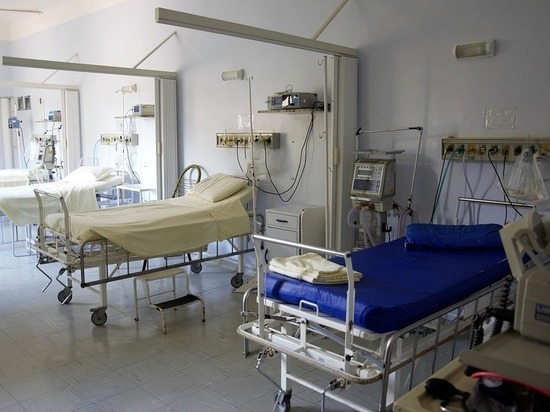 Более 20 красноярских школьников остаются в больницах после заражения иерсиниозом