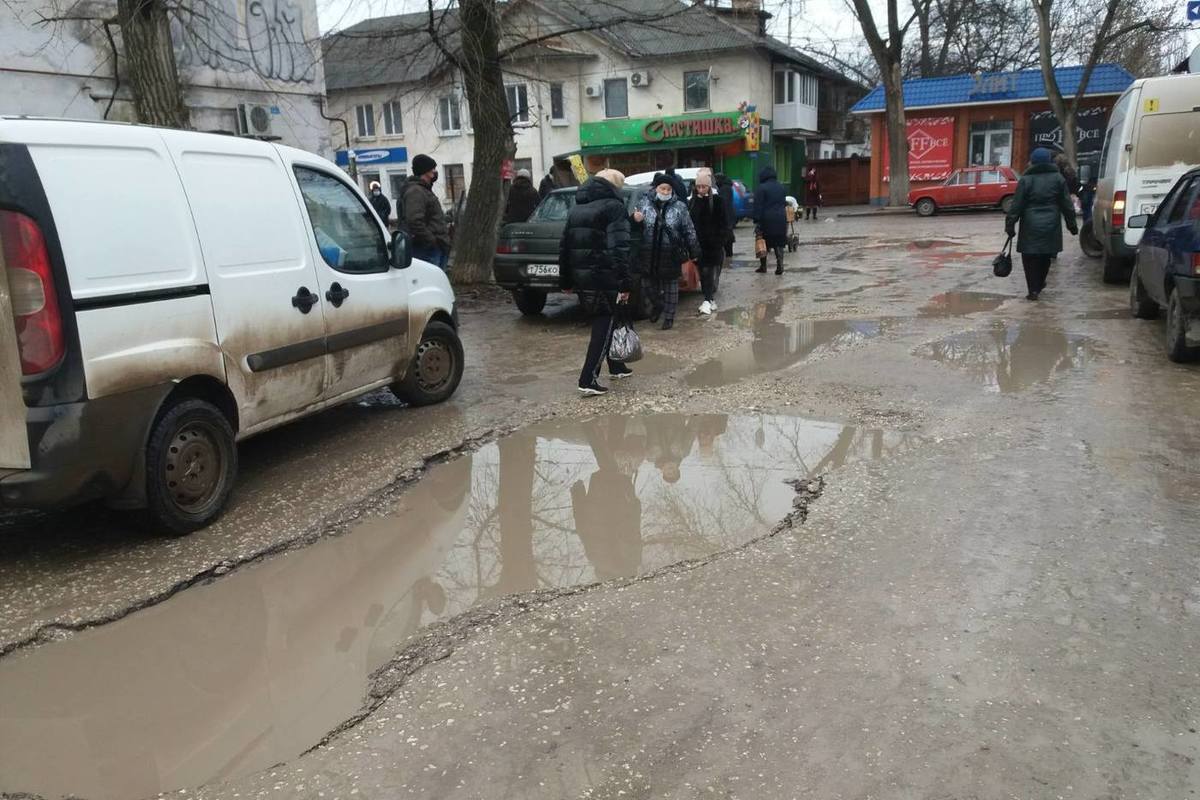 Джанкой: жители жалуются на местный транспорт и плохие дороги - МК Крым