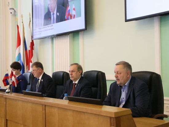 В Омске мандат самого богатого городского депутата ушёл к 33-летнему главе отдела продаж