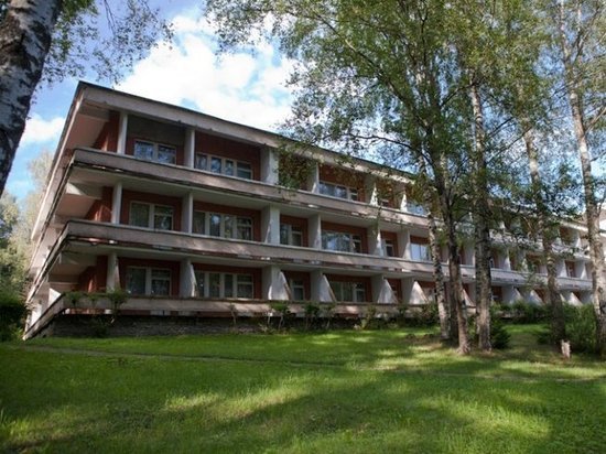 Скандал вокруг планов руководителей петербургского Союза кинематографистов продать последнюю «жемчужину» кинематографа — «Дом творчества кинематографистов «Репино» (ДТК) продолжает разгораться