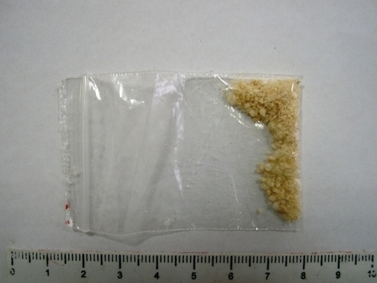 В Смоленске сотрудники ГИБДД остановили водителя, который прятал наркотики