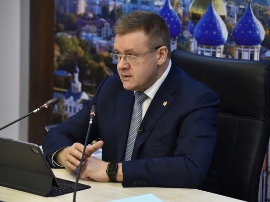 Любимов призвал «Единую Россию» бороться бюрократизмом «беспощадно»