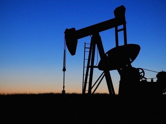 Цена нефти Brent подскочила почти на 2 процента