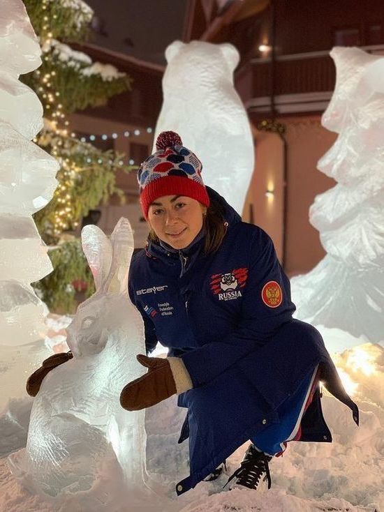 Лыжница Любовь Никитина завоевала золото на ЧМ по фристайлу