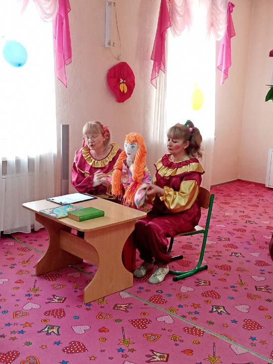 В Донецком реабилитационном центре отметили Масленицу