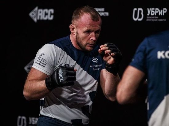 Шлеменко, Вартанян и другие: бойцы, которые заслужили контракты с UFC