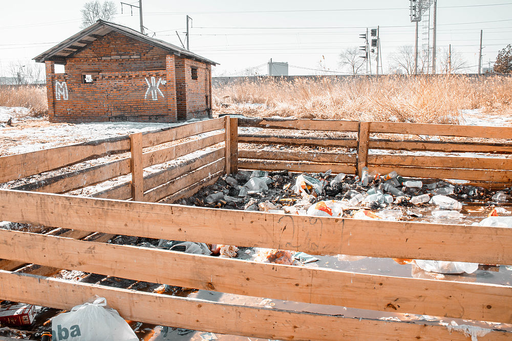 Обратная сторона Хабаровска: бараки на проспекте «гниют» вместе с жильцами