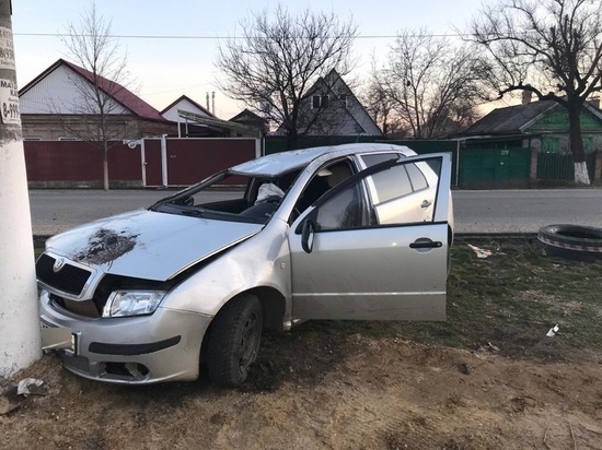 В Кропоткине пьяный пенсионер на иномарке слетел с дороги
