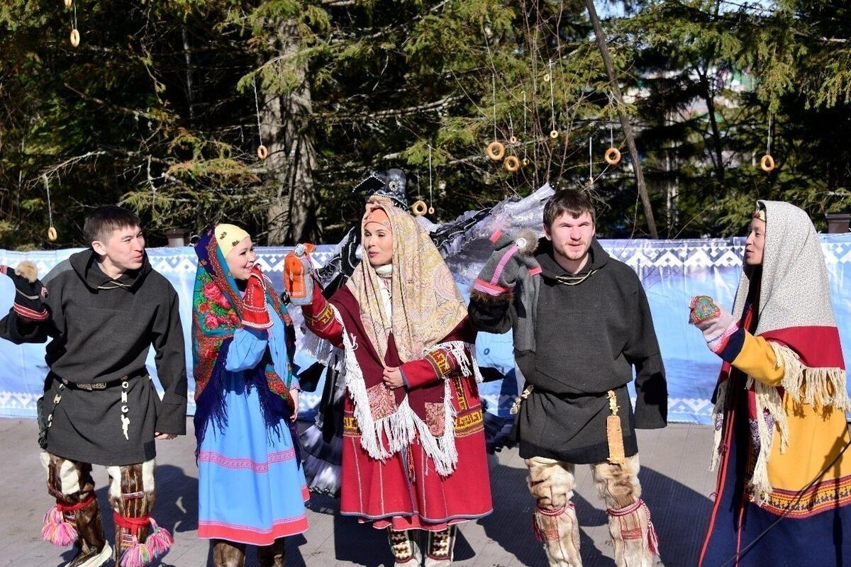 Коренные малочисленные народы севера янао. Год национальных культур. Ханты народ традиции и обычаи. Поддержки коренных. Народы таймыра коренные народы.