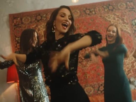 Наталия Орейро представила новую песню на русском языке