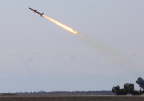 Военно-морские силы Украины получили опытные образцы берегового мобильного ракетного комплекса ЖК-360МЦ «Нептун», оснащенного противокорабельными ракетами Р-360