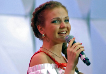 Исполнительница народных песен Марина Девятова является глубоко верующим человеком