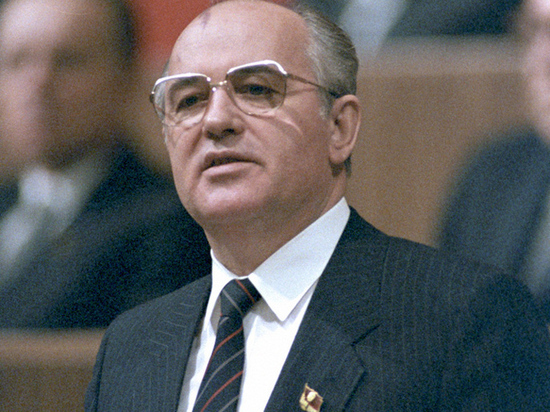 30 лет назад россияне проголосовали за сохранение СССР и введение поста президента