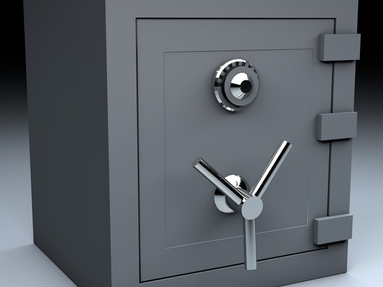 В Рославльском районе мужчина монтировкой вскрыл сейф и оставил почтовое отделение без денег