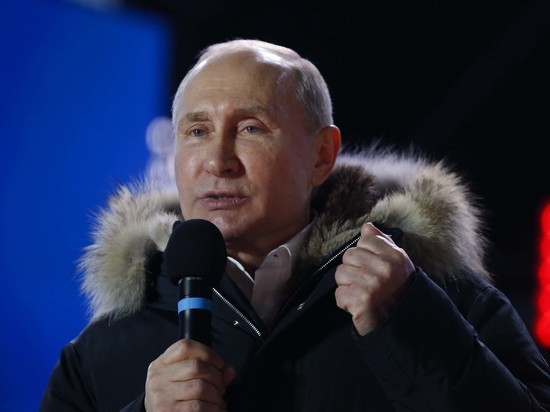 Путин приехал в «Лужники» на концерт в честь Крыма