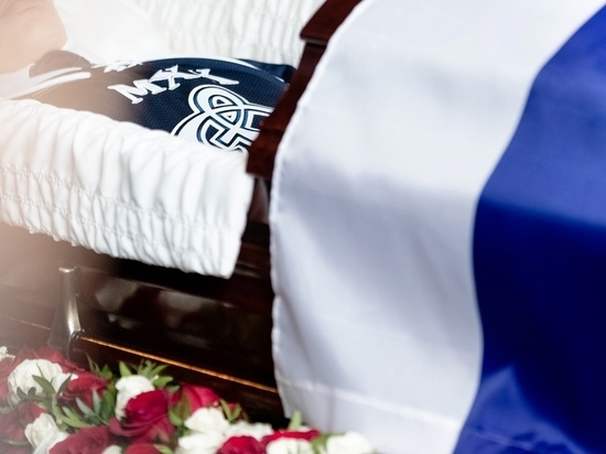 Хоккеиста, погибшего в Ярославле, похоронили в Челябинске