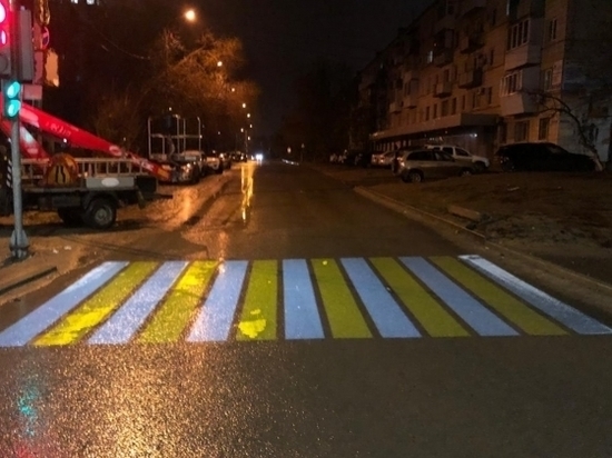 В Волгограде идет тестирование проекционного пешеходного перехода