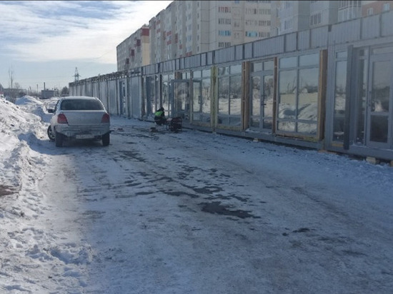 У омской мэрии и жителей «Амурского-2» возник конфликт из-за парковки