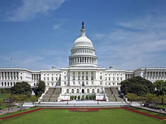 В Вашингтоне опять обсуждают выделение денег для Киева