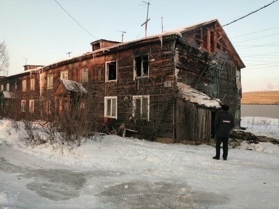 В Лесосибирске задержан чиновник по делу о гибели детей в пожаре