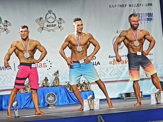 Команда культуристов из Надыма победила в первенстве ЯНАО по бодибилдингу