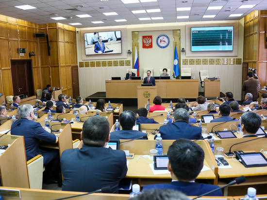 Появилась инициативная группа за сохранение 70 мест в парламенте Якутии