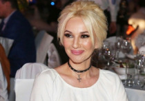 Телеведущая напугала поклонников сообщением о том, что попала в больницу