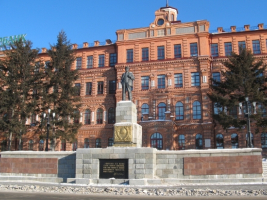 Памятник Ленину на главной площади Хабаровска оказался в центре судебного разбирательства