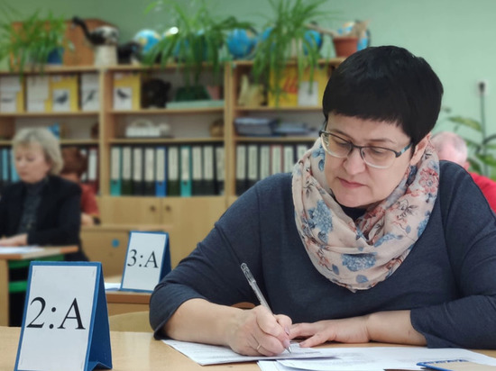 Снова за парту: родители выпускников школ Ямала сдадут ЕГЭ