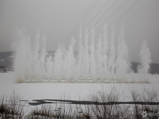 В Кемерове из-за работ по взрыву льда перекроют движение по Кузнецкому мосту