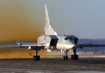 На аэродроме под Калугой произошел инцидент, в результате которого погибли три члена экипажа дальнего бомбардировщика Ту-22М3