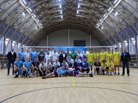Банк «Открытие» выступил организатором межведомственного турнира по волейболу в Ростове-на-Дону
