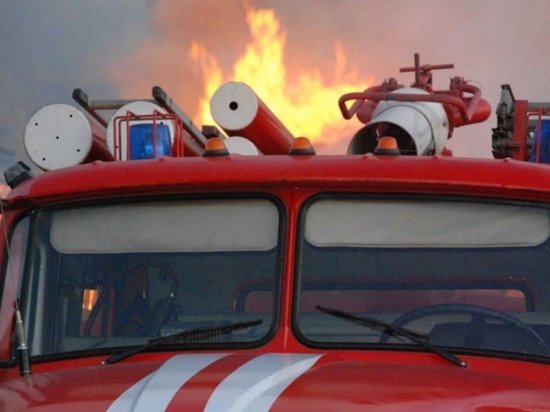 На окраине Архангельска в результате пожара погиб человек