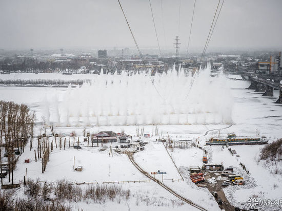 В Кузбассе из-за угрозы подтопления начались первые подрывы льда на реках