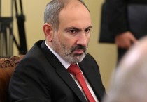 Армянский премьер Никол Пашинян снова жжет