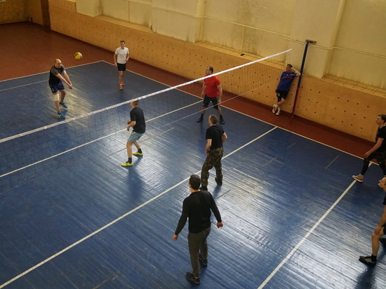 Соревнования по волейболу, посвященные Дню войск нацгвардии, прошли в Пскове