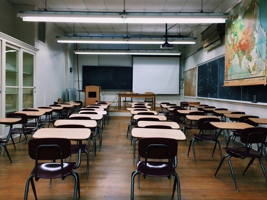 Нью-Йорк открывает классы: инструкция по возвращению ребенка в школу