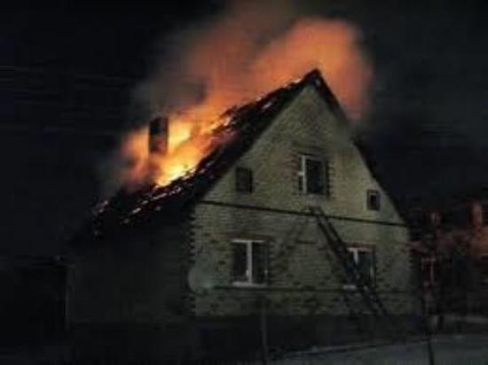 В Ростовской области 40-летний мужчина пострадал при пожаре в своем доме