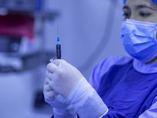 Переболевшим COVID татарстанцам назвали лучшее время для вакцинации