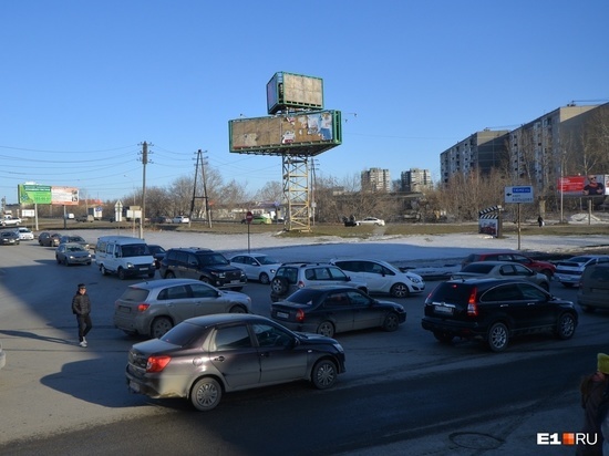 В Екатеринбурге отменился тендер по ключевому транспортному объекту