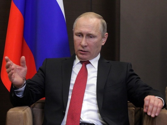 Путин отругал Администрацию президента за невнимание к своим словам