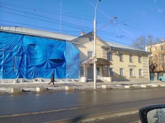 Рязанцев возмутил «уродливый ремонт» здания полиции на улице Дзержинского