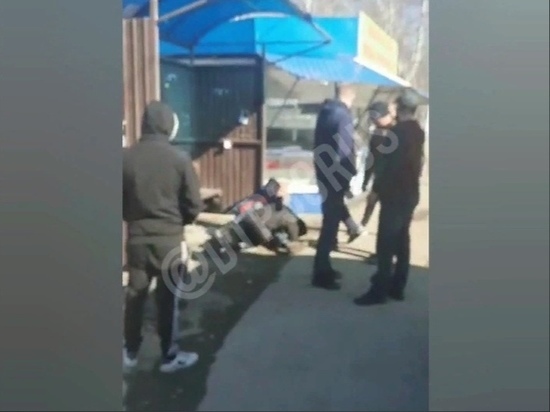 Пьяные пассажиры избили водителя автобуса в Иркутске