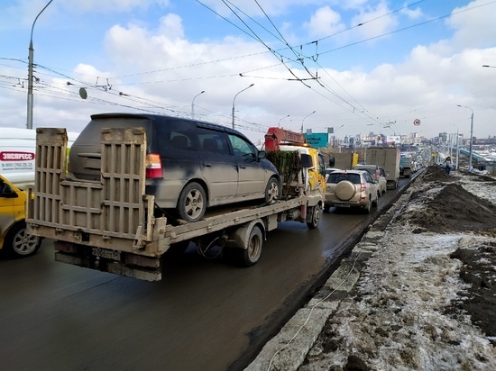 В Новосибирской области с 19 апреля вводят ограничения для проезда большегрузов