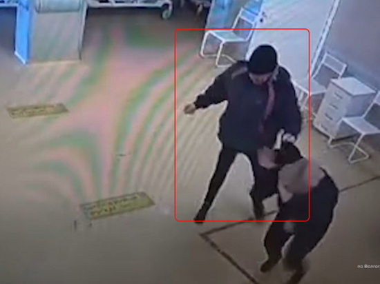 Пьяный пациент в больнице Волгограда избил женщину-охранника