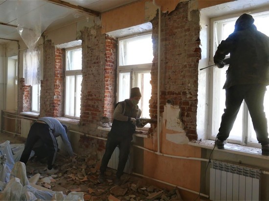 В Котовске активно ведётся капитальный ремонт школы