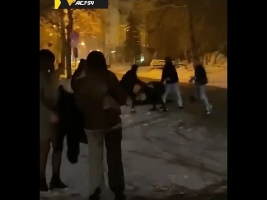 Парень впал в кому после жесткой драки в центре Новосибирска
